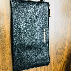 Michael Kors Mercer Wristlet